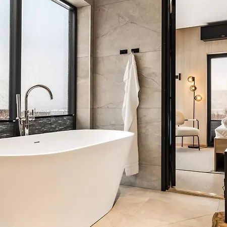 펜션 Lofoten Luxury With Seaview Sauna And Jacuzzi Kleppstad