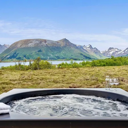 Semesterbostad Lofoten Luxury With Seaview Sauna And Jacuzzi Kleppstad