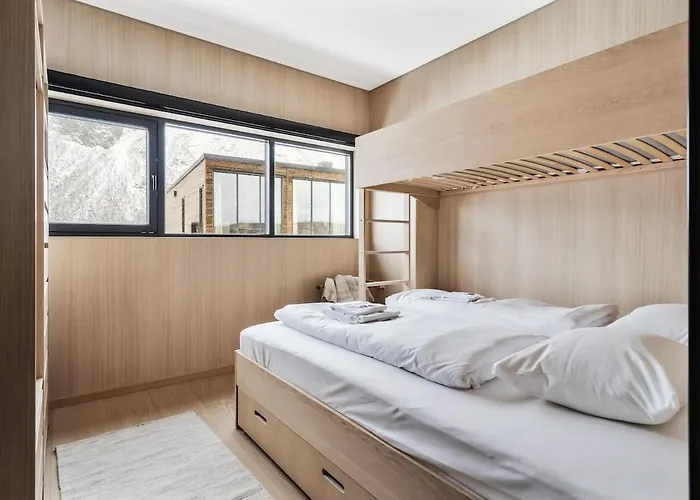 Lofoten Luxury With Seaview Sauna And Jacuzzi